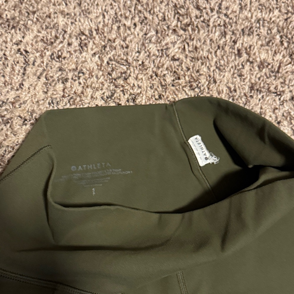 Athleta Women’s Olive Green Leggings - Picture 3 of 5